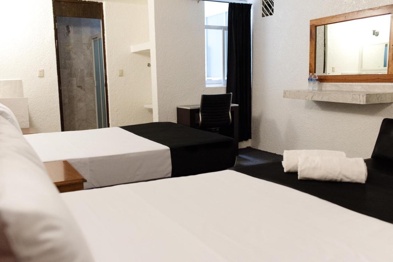 Hotel Central Irapuato - Hotel En Ирапуато Экстерьер фото