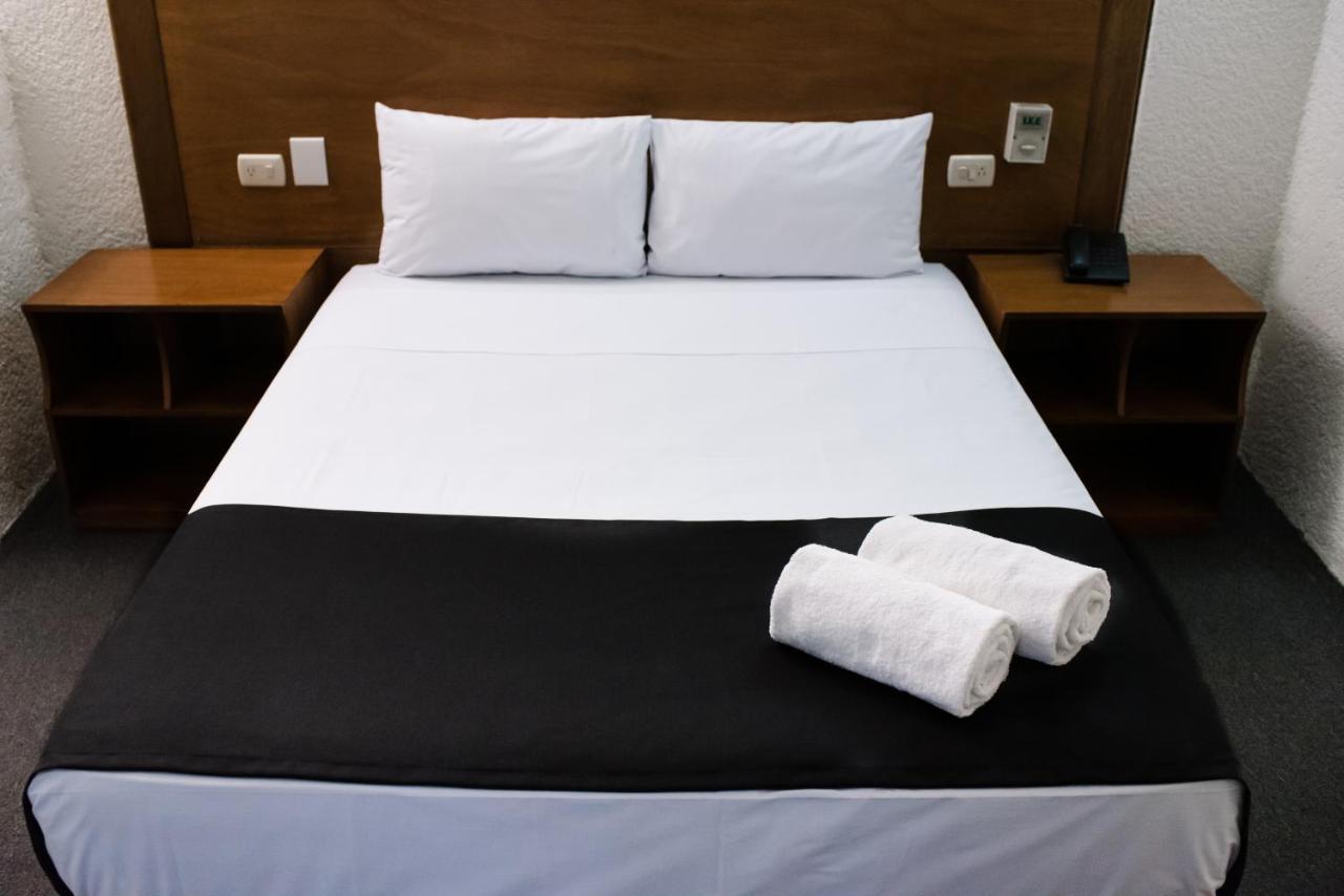 Hotel Central Irapuato - Hotel En Ирапуато Экстерьер фото